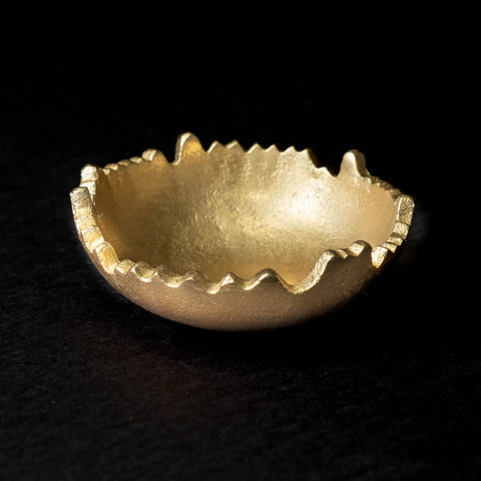 Gold Round Torn Edge Textured Bowl