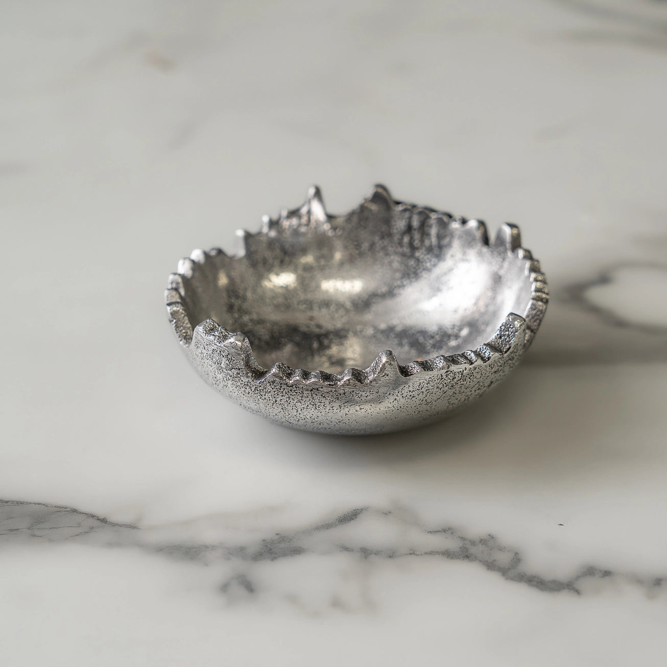 Textured Aluminum Round Torn Edge Bowl, S